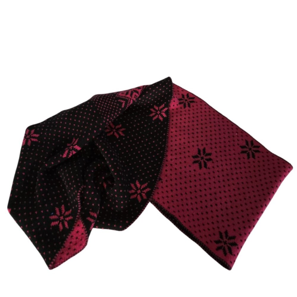 EUC Snowflake Reversible Infinity Scarft